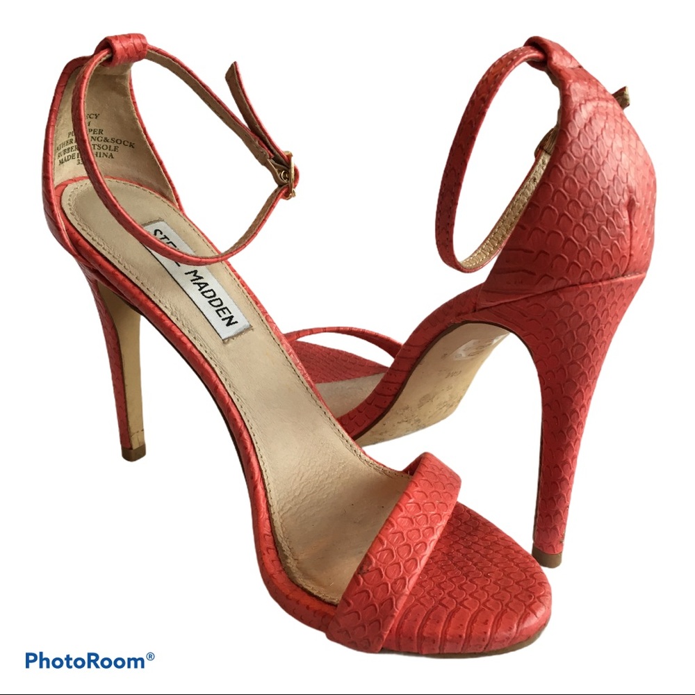 Steve Madden Pink Lizard Leather Sandals